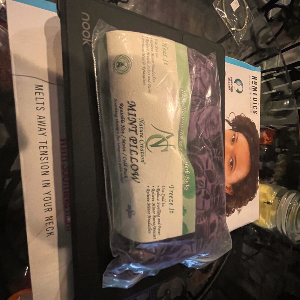 Hot and cold relief packs